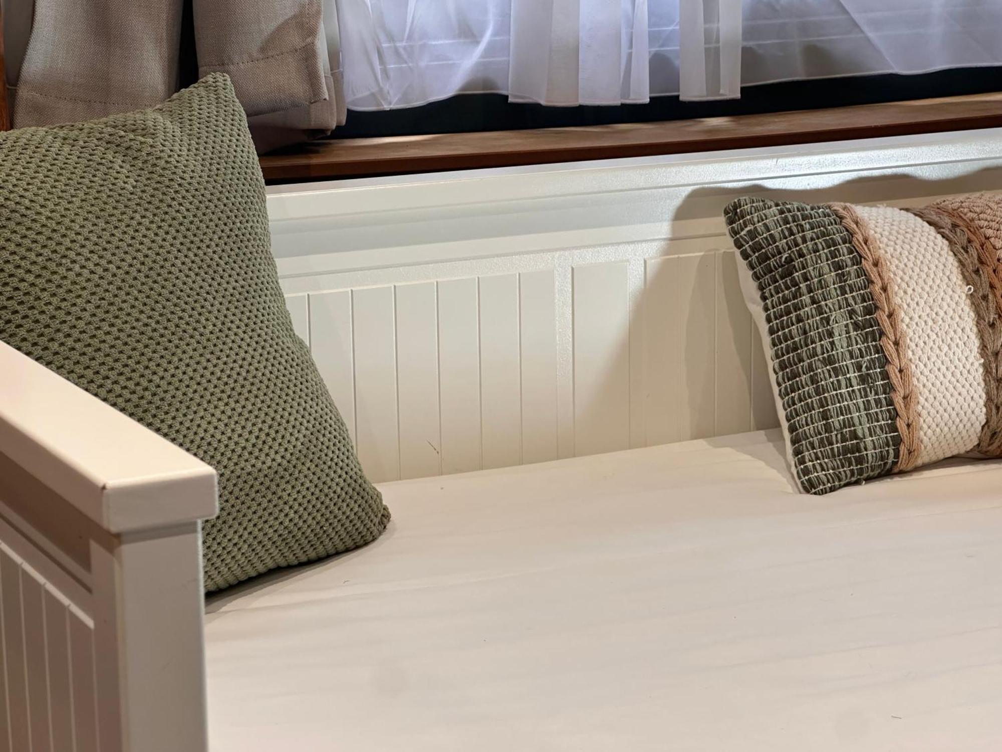 Spacious 2 Bedroom Flat Near Hyde Park By Beiroom *